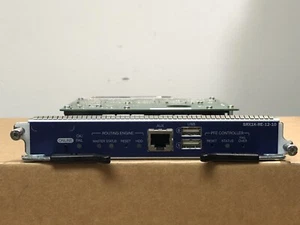 Moteur de routage Juniper SRX1400 SRX1K-RE-12-10 2 Go RAM 1 Go CF 16 Go processeur SSD - Photo 1/7