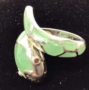 Sterling Silver Womens Ring Green Jade Amethyst Snake Design Size 8 READ DESC - Picture 1 of 9