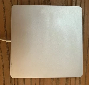 Genuine Apple USB External CD DVD Player for Mac Silver A1379 Super Drive Works - Afbeelding 1 van 8