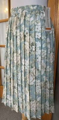Vtg Alfred Dunner Pleated Floral Skirt Women’s 16 Midi Blue  Career Boho Cottage - Image 1 of 4