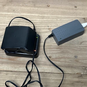 BI LOC8 XT Caricabatteria GPS Monitor Caviglia XT-806 e Batteria XT-820 Usato *LEGGI* - Foto 1 di 2
