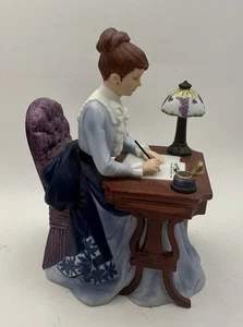 Avon MRS ALBEE President's Club Award Porzellanfigur 6 Zoll Vintage 1985 - Bild 1 von 13