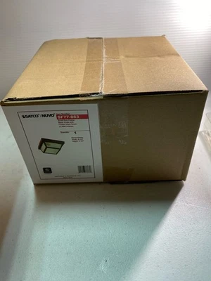 Nuvo SF77/863 Luz de techo de montaje empotrado para exteriores de 8,25", vidrio esmerilado - negra Foto 1 de 3