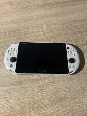 6080 PS VITA PCH-2000 Glacier White TESTED Excellent - Image 1 of 4