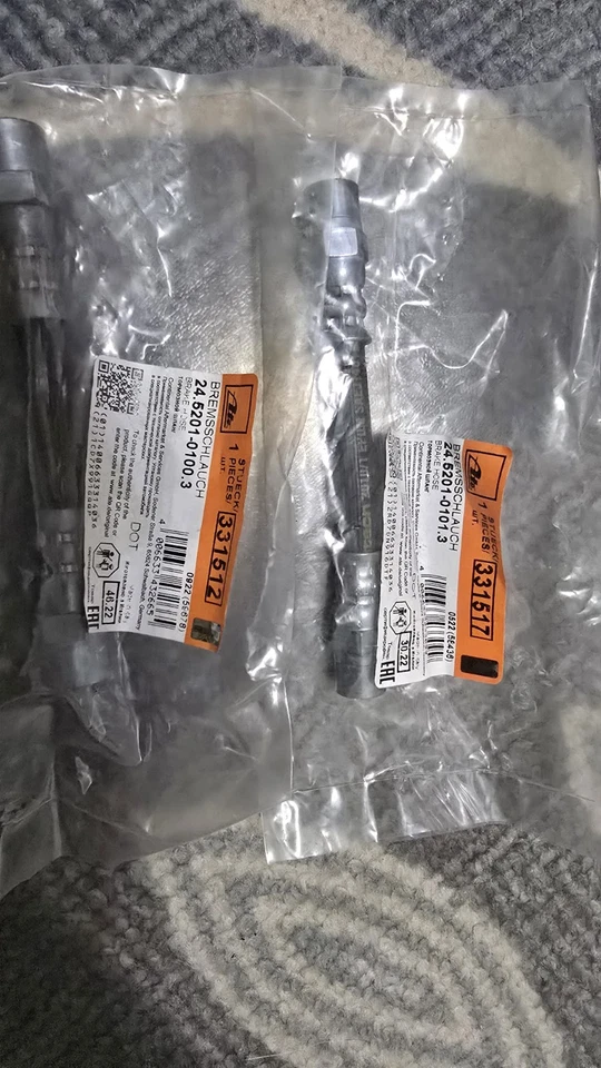 PARA BMW ABS Unidad a Línea de Freno Trasero Manguera Hydro Boost Bajo Capucha Juego L & R Foto 1 de 3