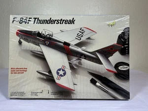 Testors Italer F-84F Thunderstreak 1/72 Model - Sealed (FREE SHIPPING) - Picture 1 of 6