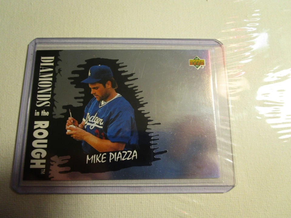1993 Upper Deck Diamond Gallery Mike Piazza #34 Los Angeles Dodgers - Image 1 of 1