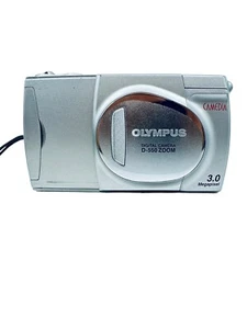 Silver Olympus CAMEDIA Model D-550 Zoom - No Power - 440 - Picture 1 of 7