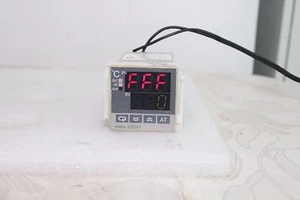 Omron E5CWT-R1P Temperature Controller - Picture 1 of 7