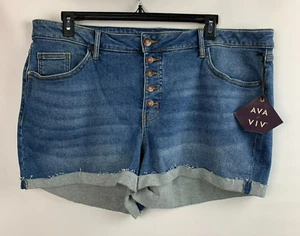Ava & Viv Shorts Mid Rise Midi Blue Denim 5 Pockets Button Fly Stretch 20W NEW - Picture 1 of 10