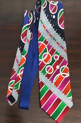 Corbata eléctrica para cuello multicolor 100 % seda 58 3/4 pulgadas de largo Foto 1 de 4