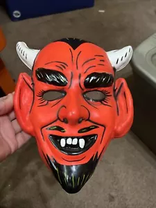 Volumes of Blood vacuform mask trick or treat studios oop Devil - Picture 1 of 2