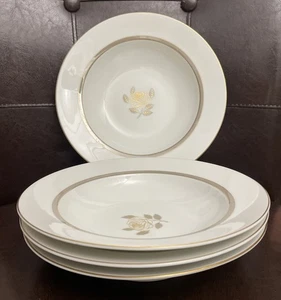 Set of 4 Rosenthal ROSENTHAL ROSE Soup/Pasta/Cereal Bowls 8 1/4” Germany  - Picture 1 of 9