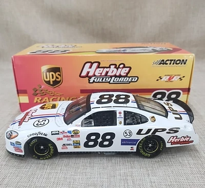 1:24 Acción Diecast Dale Jarrett #88 UPS Disney Herbie 2005 Taurus completamente cargado Foto 1 de 4