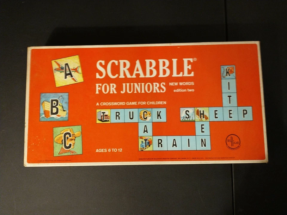 Scrabble for Juniors Vintage  - Selchow & Righter - 1964 - Edition 2. - Image 1 of 4