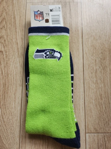 Brand New with Tags Men’s Pair of Seattle Seahawks Socks Size L 8-13 Cover