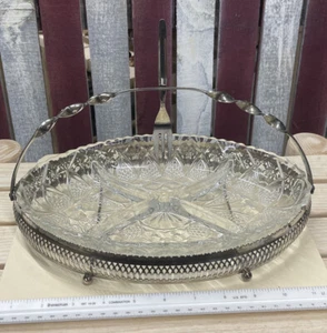 Vtg Oval Hors d’oeuvre Set Elegance Silver Plated On Steel 4 Division Glass Dish - Picture 1 of 9