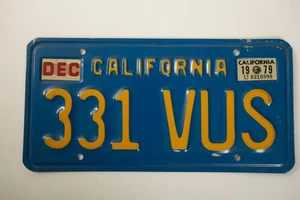 California License Plate DEC 1979 Blue Gold (G4R-HSE/JSF6) 331 VUS Yellow VGUC - Picture 1 of 5