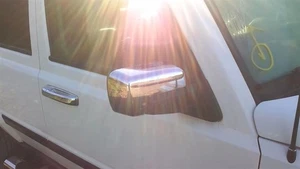 Passenger Side View Mirror Power Black Fits 06-10 COMMANDER 30892526 - Picture 1 of 12