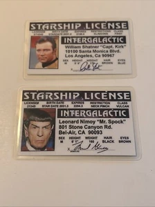 Captain Kirk & Spock 2 Star Trek Raumschiff Lizenz Enterprise Neuheit Shatner - Bild 1 von 2