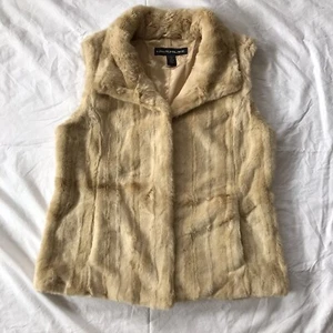 Kristen Blake Faux Fur Vest - Picture 1 of 9