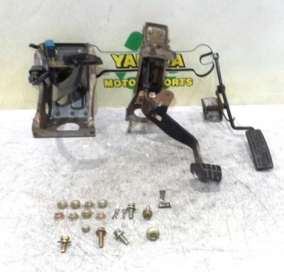 90-95 Nissan Pathfinder Manual Transmission Pedals Gas Clutch & Brake OEM - Image 1 of 4