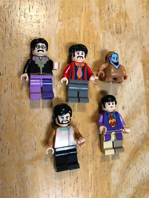 Lego Minifigures from The Beatles Yellow Submarine 21306 (Lot of 5pcs) - Image 1 of 2
