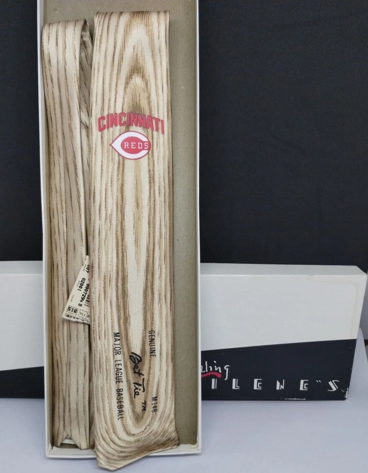 Rare Vtg '87 Baseball Bat Reds Tie..New w/ Tags...Super Nice!! (NOS) - Image 1 of 3
