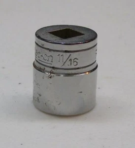 Snap-On 3/8" Drive 11/16" 12 Point Shallow Chrome Socket F221 Free USA Ship! - Picture 1 of 4