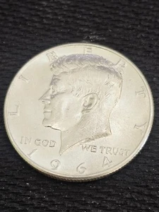 1964-d kennedy half dollar in capsule "Mint Condition" - Picture 1 of 3