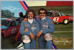 1980 Richard Petty & Kyle Petty Postcard Nascar STP - Picture 1 of 2