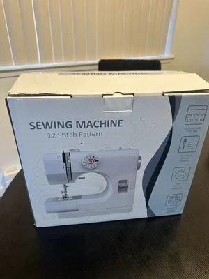 Sewing machine for children - Image 1 of 4
