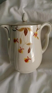 Cafetera de cerámica vintage con mango, tapa - Hall's Superior - Jewel Homemakers Inst - Imagen 1 de 12