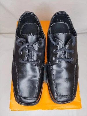  ZAPATOS DE VESTIR FORMALES DE CUERO NEGRO DE ROBERT DAVID NIÑOS TALLA 12,5M Foto 1 de 4