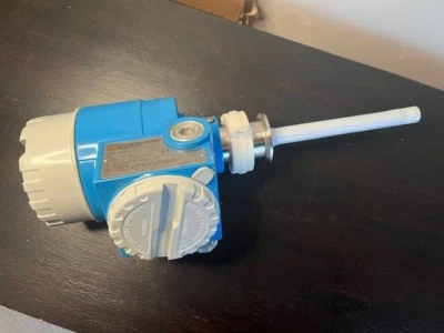 Endress Hauser DC 12TA-K11FG1BKS1 Level Transmitter 6" Multicap Level Sensor - Image 1 of 4