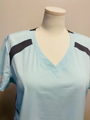 White Cross Fit 磨砂上衣,尺寸 XLG,(全新带标签) — 第 1/4 张图片