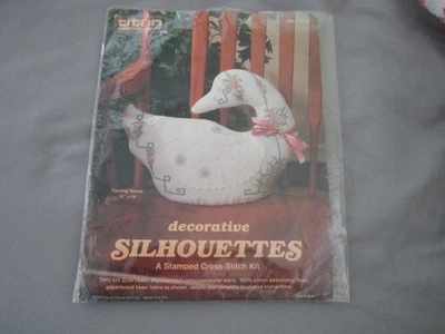 Titan Needlecraft Kit Punto de Cruz Girar Ganso Siluetas Decorativas Foto 1 de 4