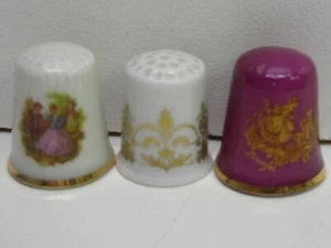 3 VINTAGE PORCELAIN THIMBLES - LIMOGES - Picture 1 of 3