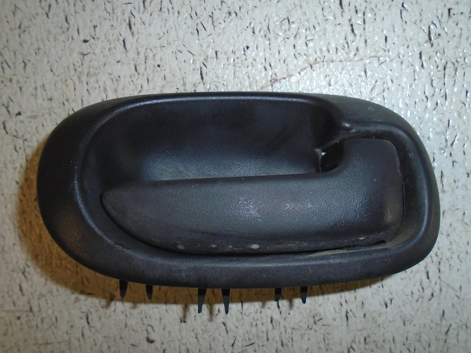 Dodge Stratus 2005 manija interior de la puerta trasera derecha Foto 1 de 4