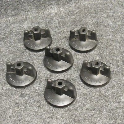 Eagle Vision 1993-97 6 luces traseras montaje lámpara tuercas de ala plástico negro OEM H789 Foto 1 de 3