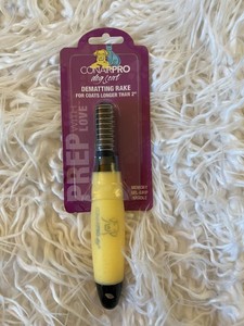 conairpro dog undercoat rake