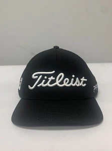 Titleist Golf Tour Stretch Tech Fitted Hat Cap Black White XL-XXL NEW - Picture 1 of 4
