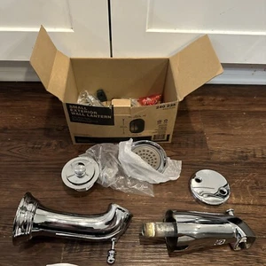 Moen One Handle Tub Trim Kit INS10600A Chrome - Picture 1 of 6