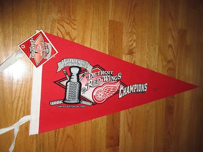 DETROIT RED WINGS Stanley Cup Champs (LTD 1750) Pennant STEVE YZERMAN - Image 1 of 2