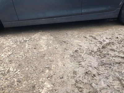 BMW 535i 2013 panel basculante moldeado 925528 Foto 1 de 4