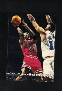 1993/94 Stadium Club Basketball Michael Jordan #169 *BULLS* HOF - Picture 1 of 2