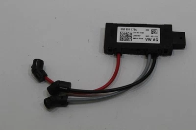 VW Golf CD Mk8 Radar Motion Alarm Sensor Control Unit ECU New Genuine 5Q0951172A - Image 1 of 4