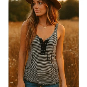 We The Free Rare Y2K Black White Stripe Soft Lace-up Tank Boho Goth Punk Small - Foto 1 di 12