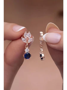 Pendientes de plata de ley 925 con circonitas azules y brillantes piedras Navette - Imagen 1 de 2