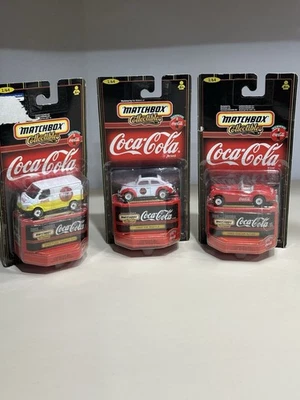 Juego de 3 autos Matchbox Coca Cola coleccionables sellado cardado fundido a presión 1/64 nuevo en caja Foto 1 de 4